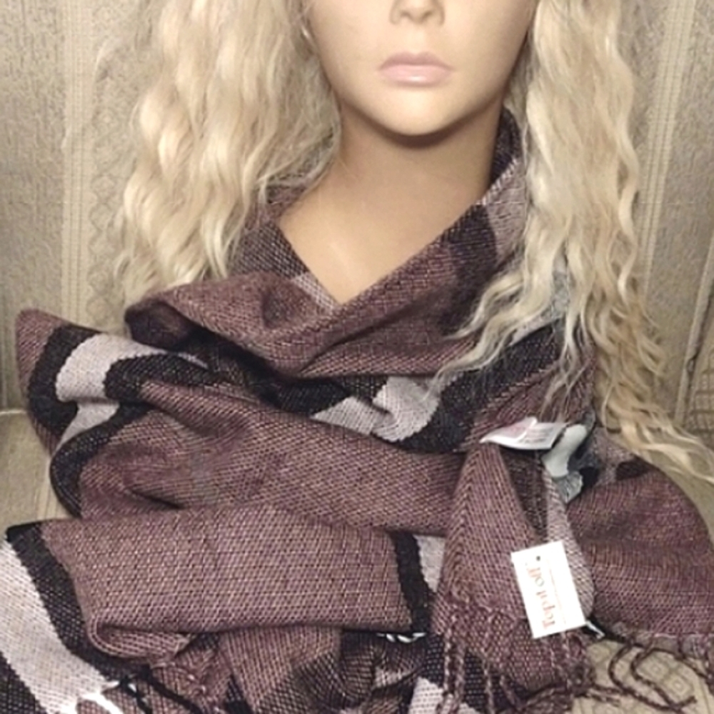 NWT Top It Off Plaid Wrap Shawl or Scarf